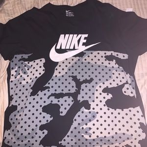 Nike Tee